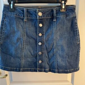 Denim mini skirt with front buttons